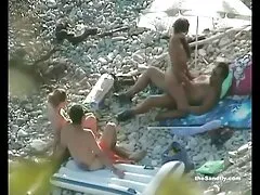 તોફાની પુખ્ત જૂથ porn અમેરિકાથી સેક્સી જેસા રોડ્સ સાથે ચુંબન ક્રિયા